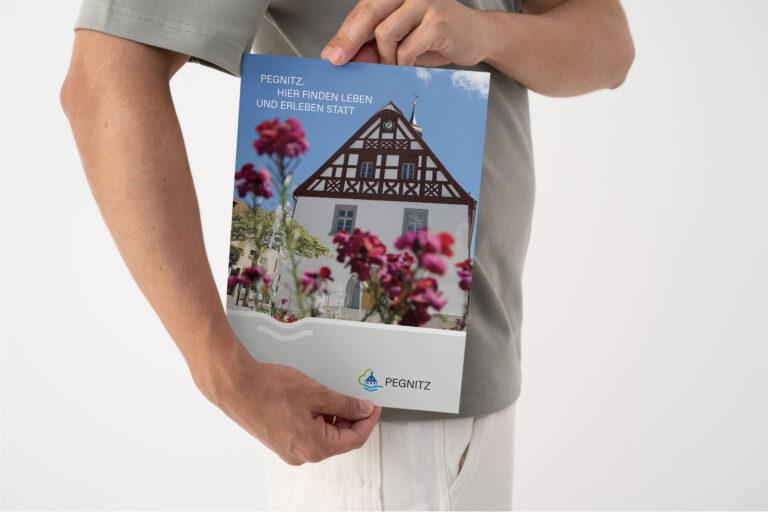 Broschüren & Plakate